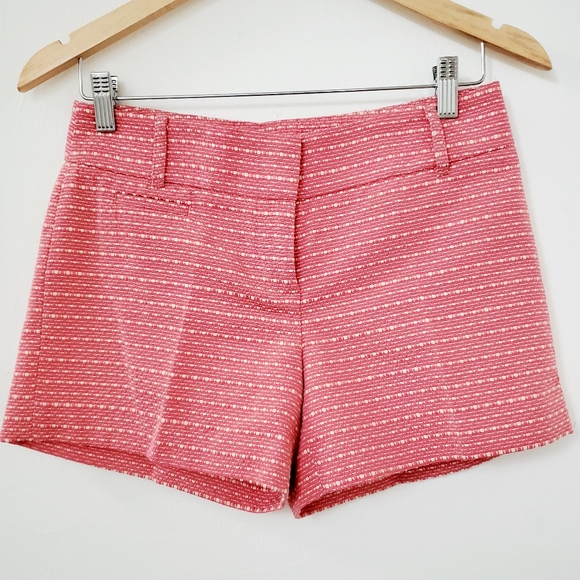 ANN TAYLOR LOFT TEXTURED COTTON BERMUDA SHORTS - Picture 5 of 7